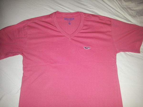 Camisetas Gola em "V" - Varias marcas